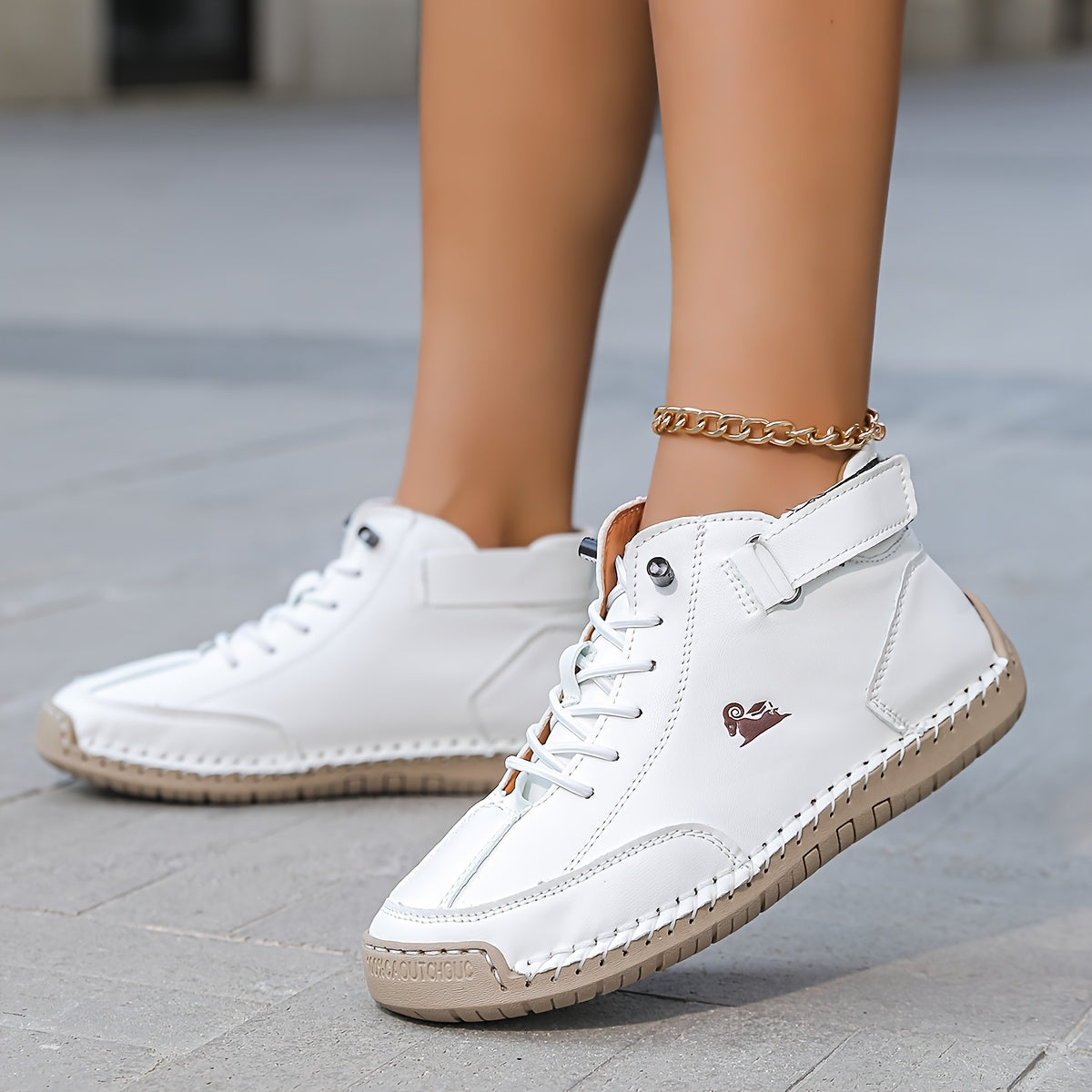 Lola - Knöchelhoher Komfort-Sneaker – Produktansicht 2