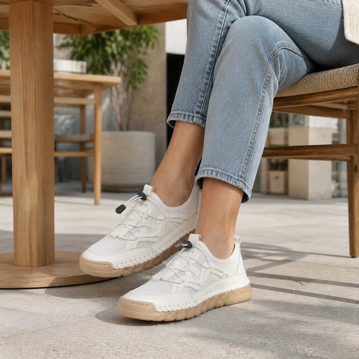 Entspannte Pause im Café
