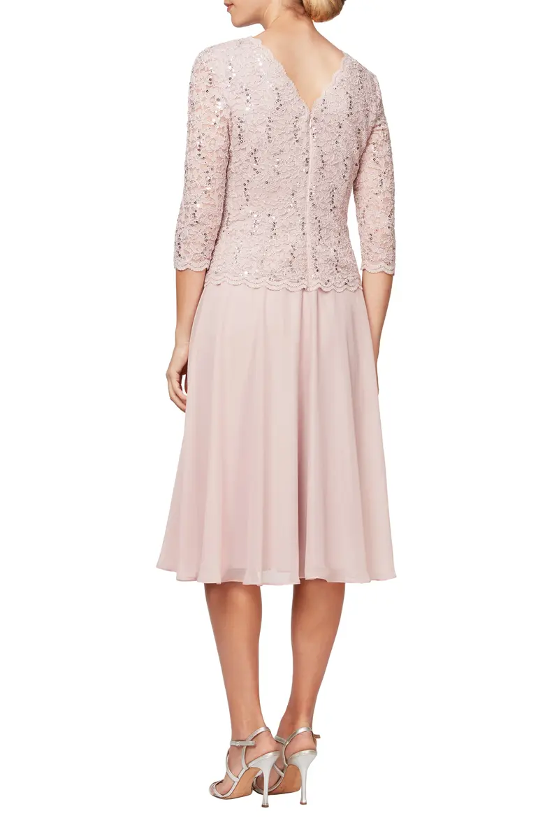 Classic Sequined Lace and Chiffon Two-Piece Knee-Length Dress Set