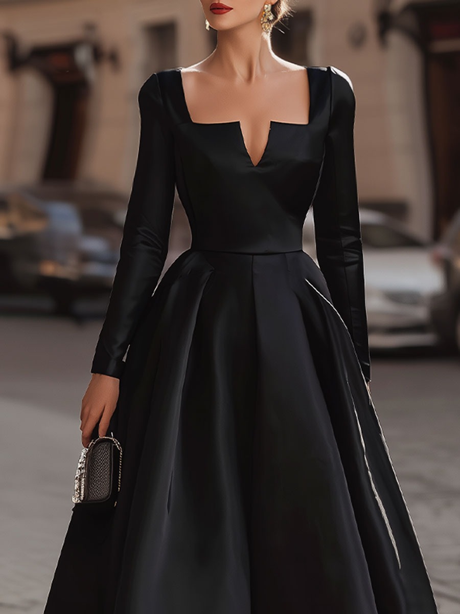 Fitted Bodice Black Gown With Volume