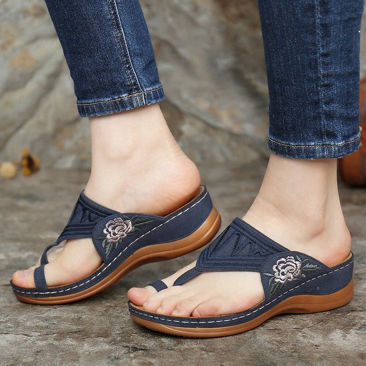 Women's clip toe floral embroidered orthopaedic sandals