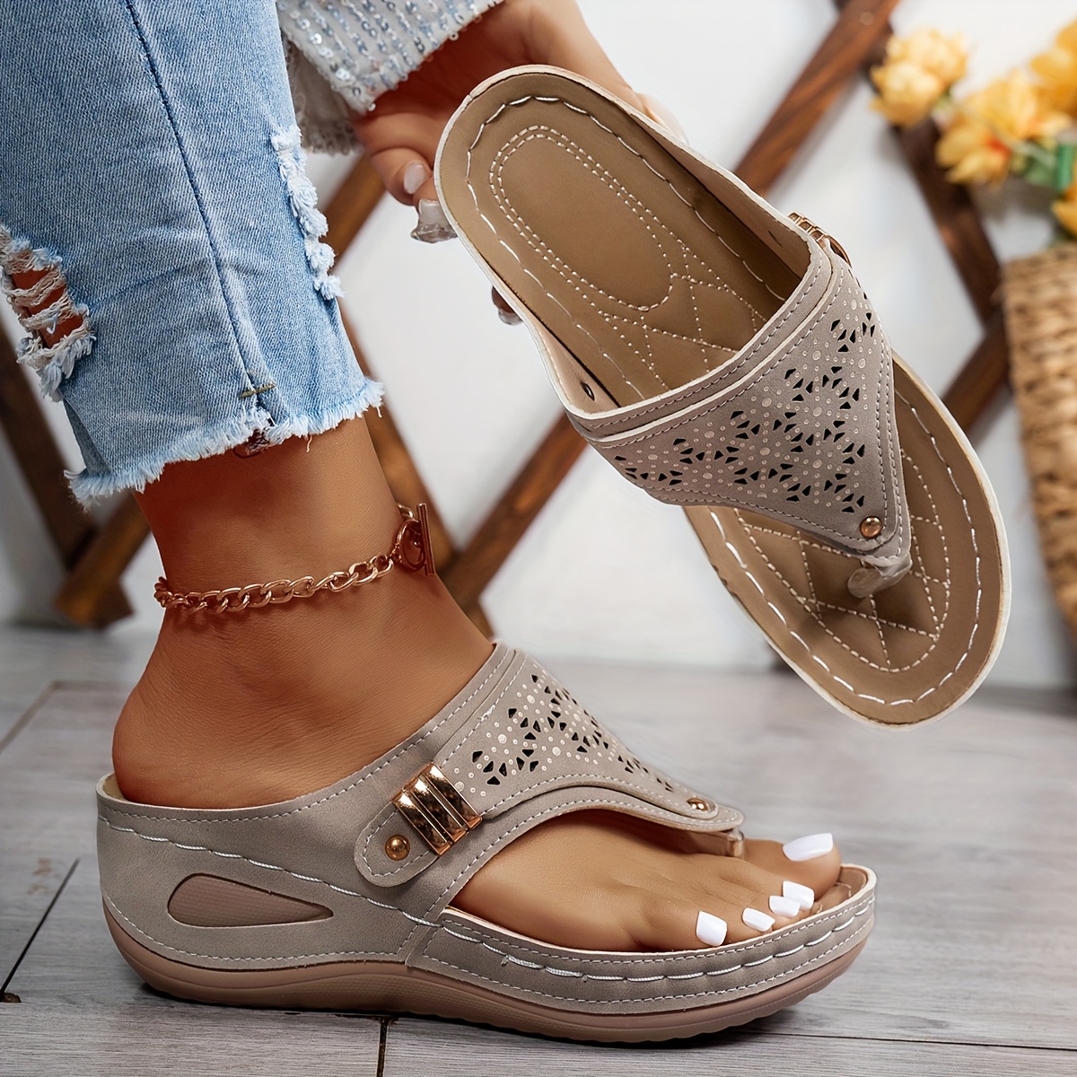 🔥Last Day Promotion 50% OFF - Women's Casual Slope Heel Orthopaedic Sandals