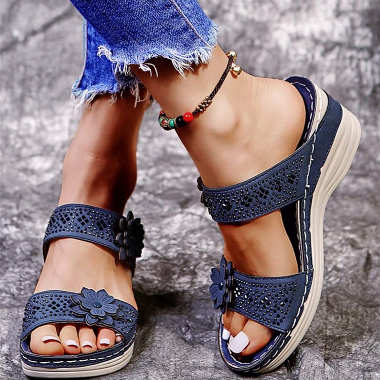 Women's Soft Footbed Arch-Support Floral Wedge Sandal