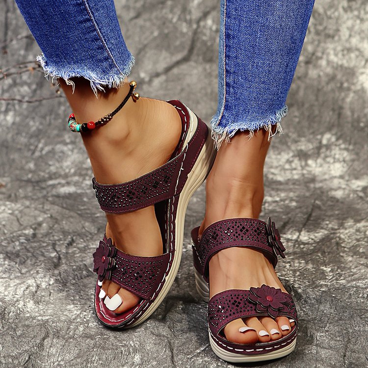 Women's Soft Footbed Arch-Support Floral Wedge Sandal