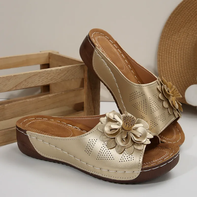 🔥Women's Arch Support Wedge Sandals with Flowers - Free shipping for two pairs
