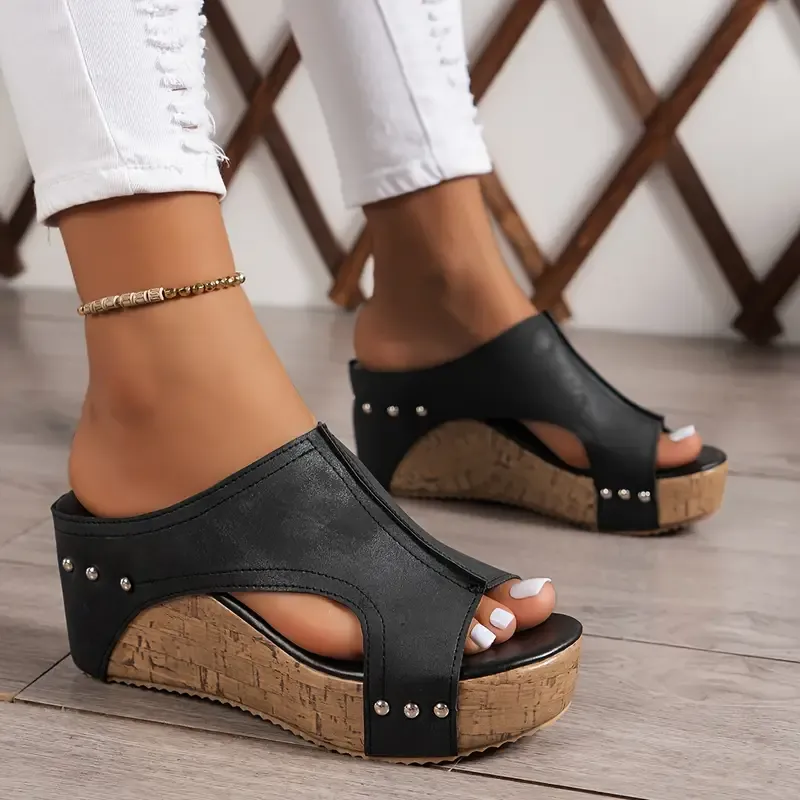 🔥Last Day Promotion 50% OFF - Women's Studded Embellished Thick Leath