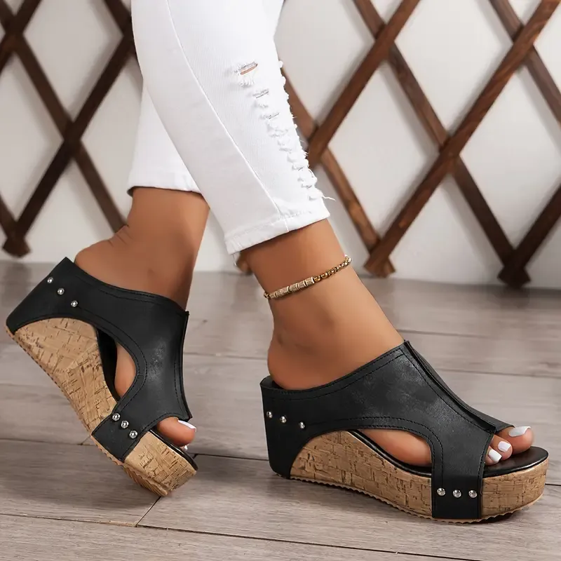 🔥Last Day Promotion 50% OFF - Women's Studded Embellished Thick Leather Orthopaedic Sandals