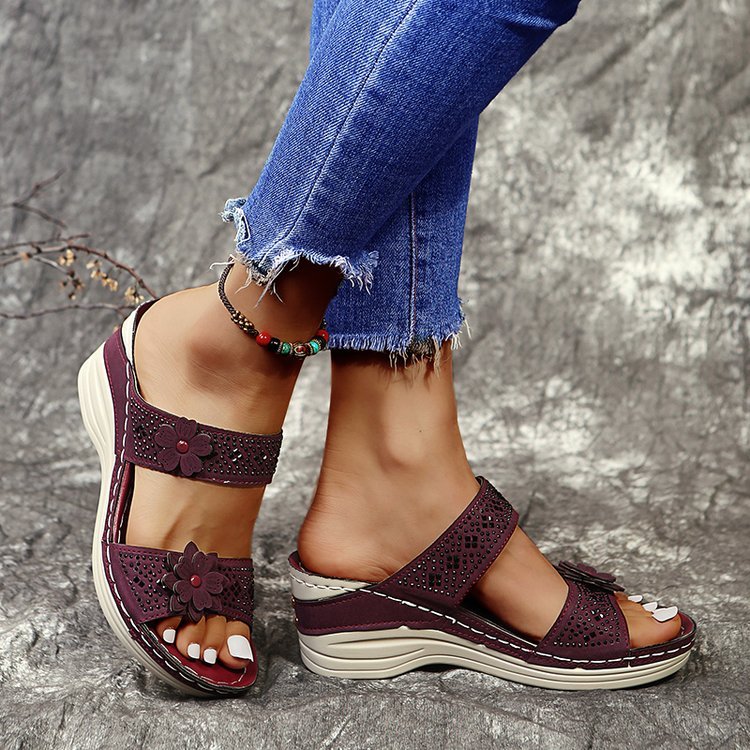 Women's Soft Footbed Arch-Support Floral Wedge Sandal