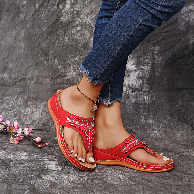 🔥2023 Women Casual Orthopedic Sandals, Crystal Rome Fashion Clip Toe Slippers
