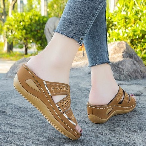 Women Wedge Leather Comfortable Soft Breathable Slippers (Limited 50% Off)