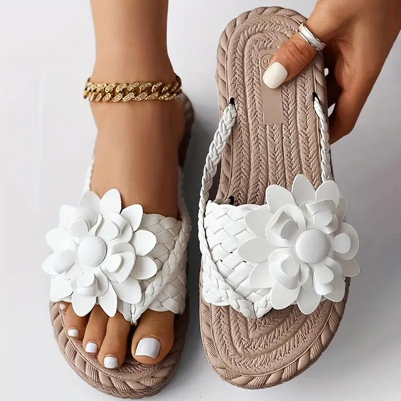🔥Last day 50% OFF🔥  Women's Sunflower Braided Slides  🔥BUY 2 GET FREE SHIPPING🔥