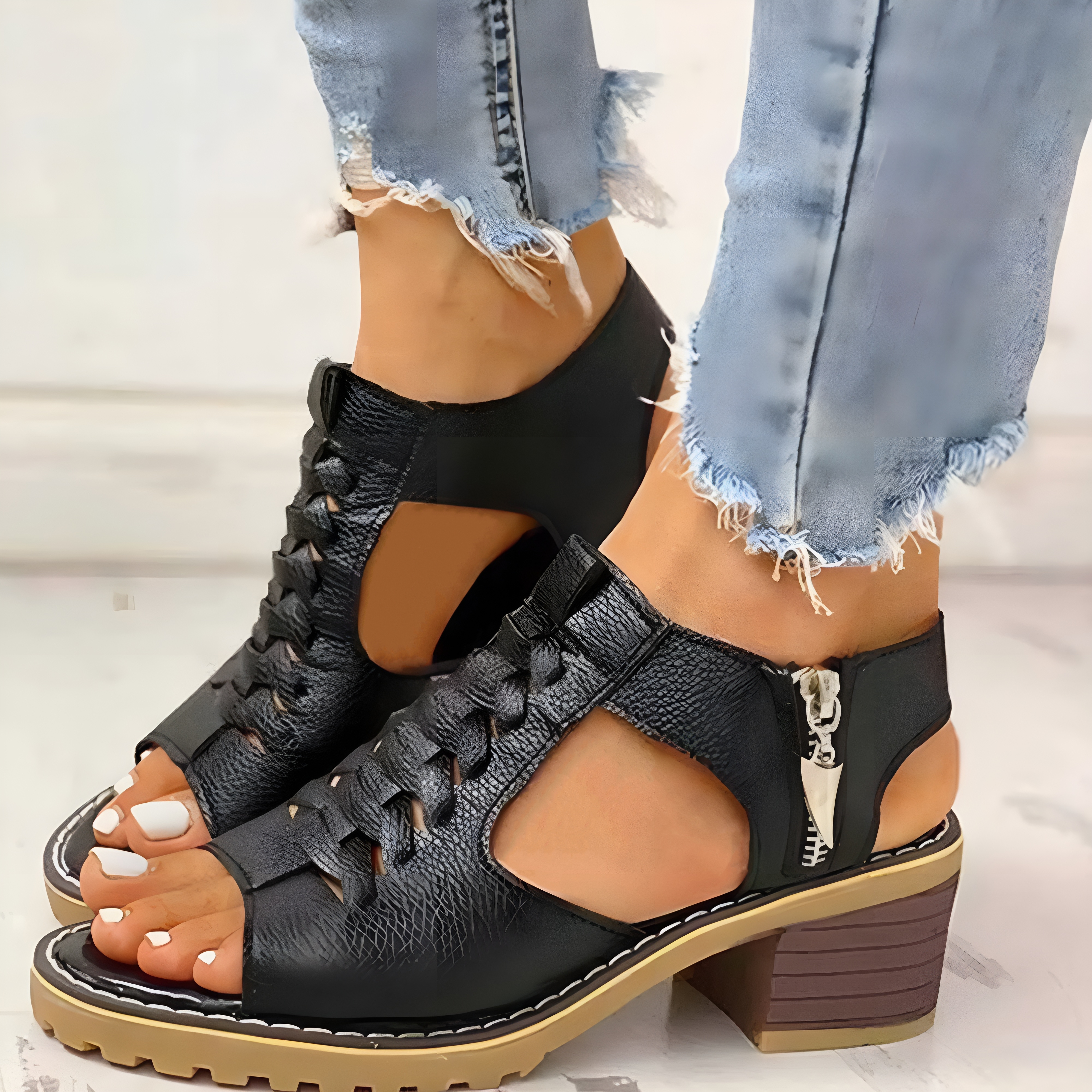 🔥50% OFF NOW - Women's Chunky Platform Classic Leather high heel sand