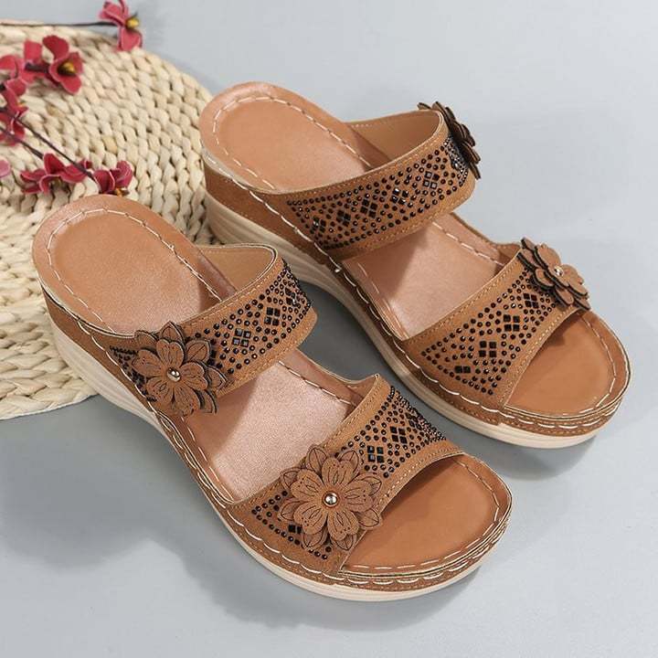 🔥Last Day Promotion 50% OFF - Floral Wedge Platform Orthopedic Sandals