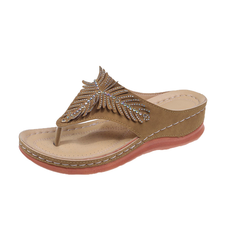 🔥2023 Women Casual Orthopedic Sandals, Crystal Rome Fashion Clip Toe Slippers