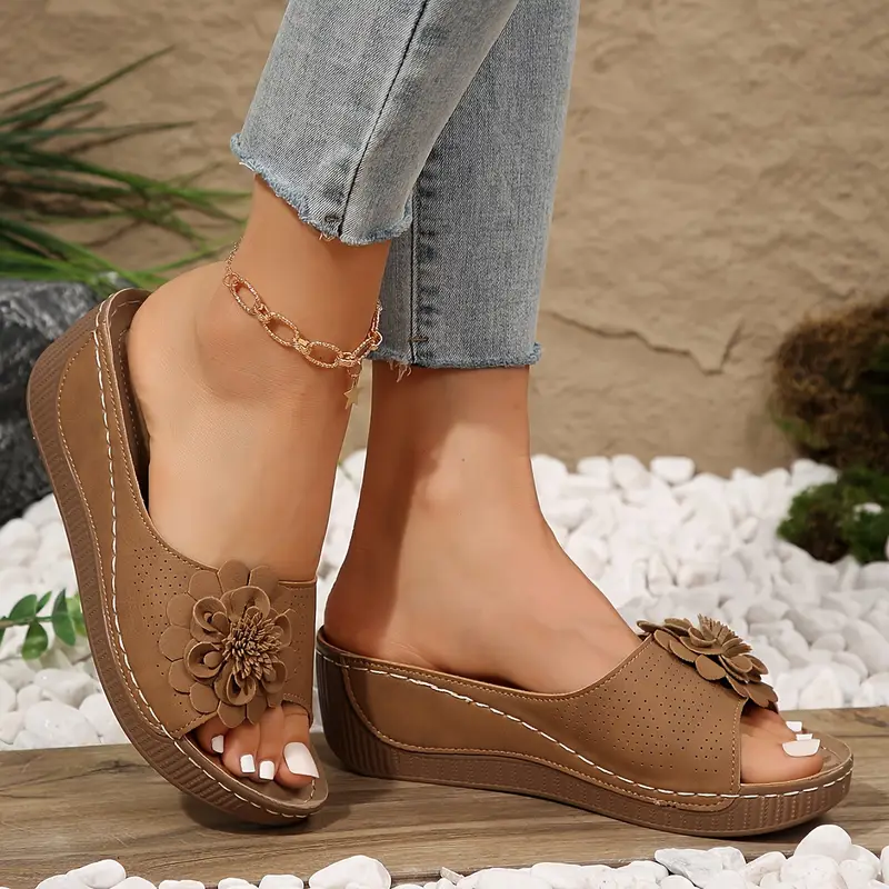 🔥Last Day Promotion 50% OFF - Women's Floral Decor Comfort Wedge  Sandals