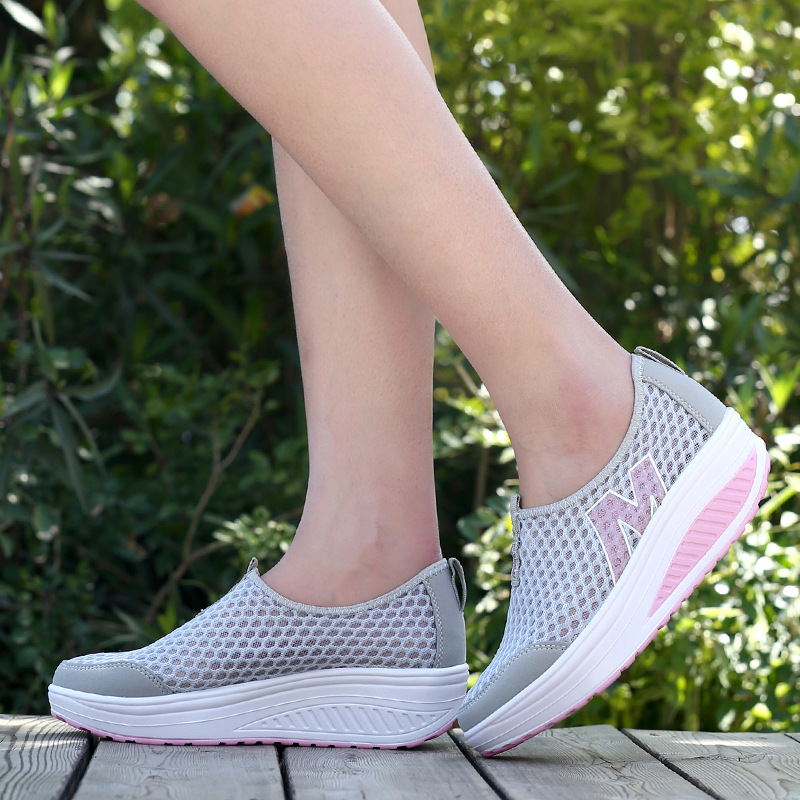 🔥Last Day Promotion 50% OFF - Women's Comfort Breathable Platform Orthopedic Walking Shoes