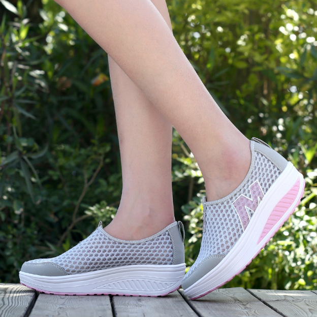 🔥Last Day Promotion 50% OFF - Women's Comfort Breathable Platform Orthopedic Walking Shoes