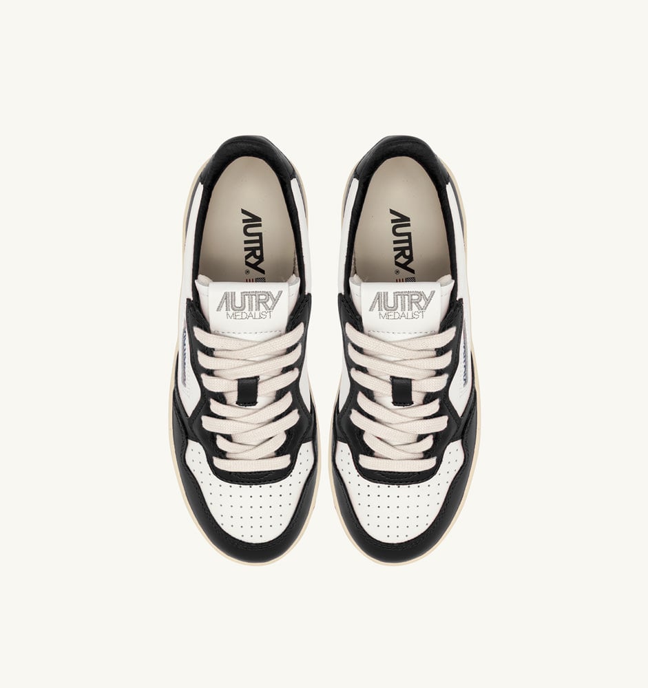MEDALIST PLATFORM IN WHITE AND BLACK LEATHER