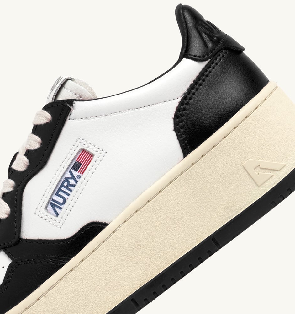 MEDALIST PLATFORM IN WHITE AND BLACK LEATHER