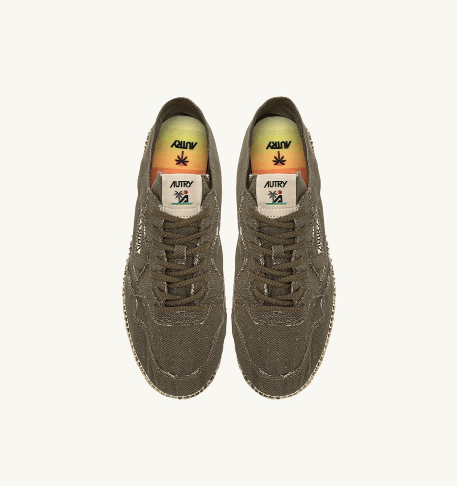 SANDY IN MILITARY CANVAS
