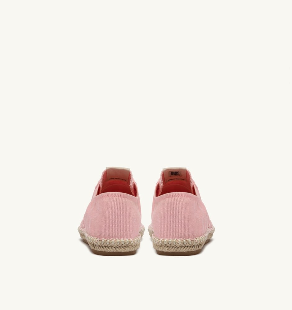 SANDY IN PINK CANVAS