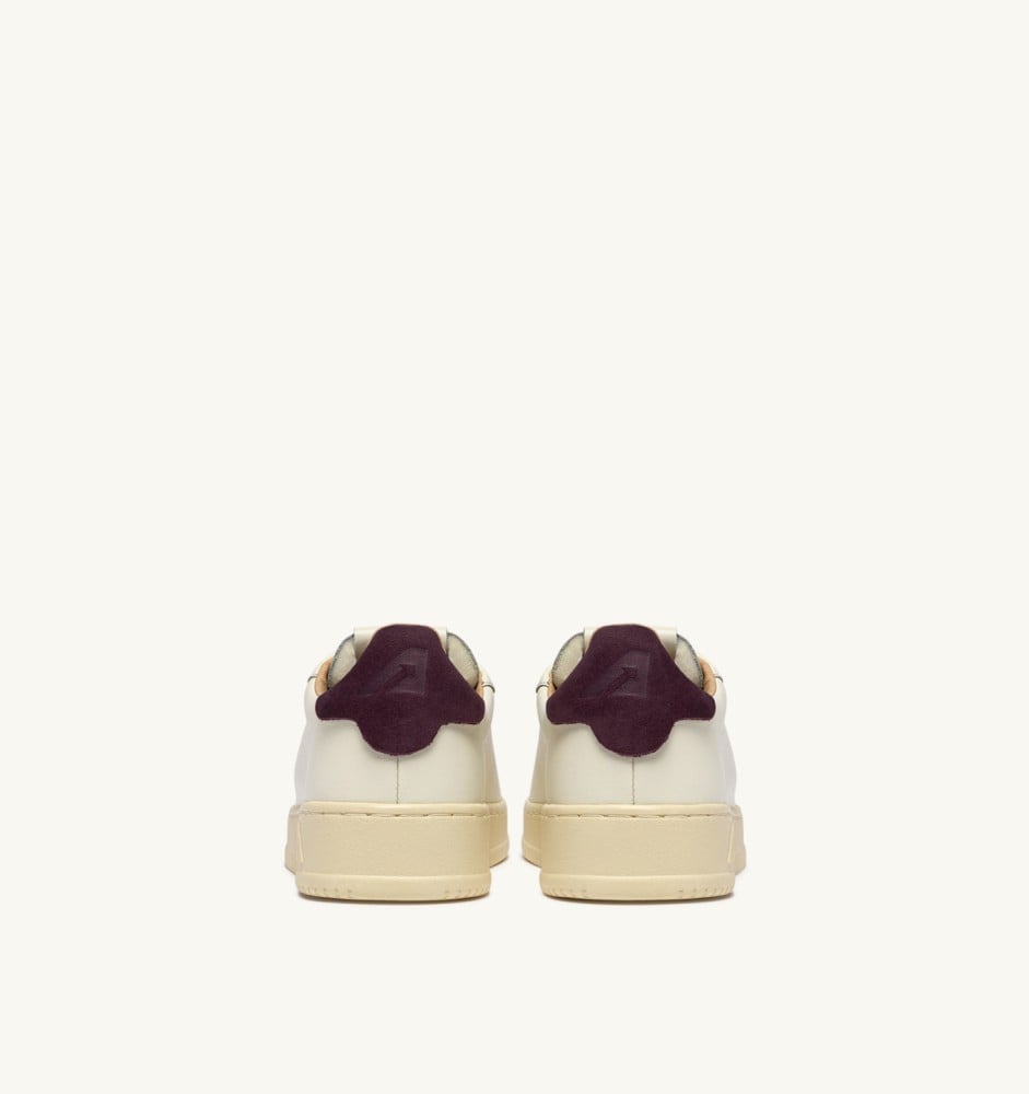 DALLAS LOW IN MARSHMALLOW AND FIG LEATHER