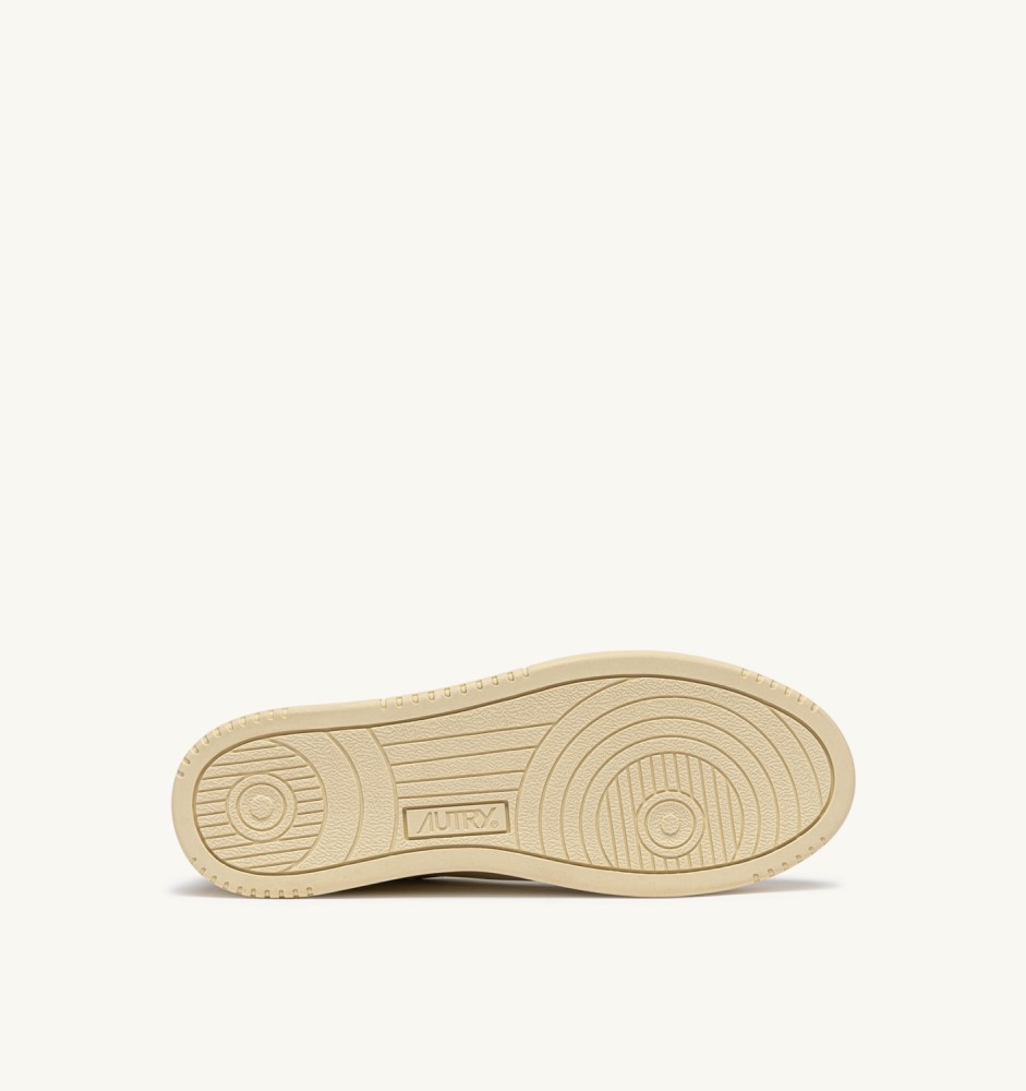 DALLAS LOW IN MARSHMALLOW AND FIG LEATHER