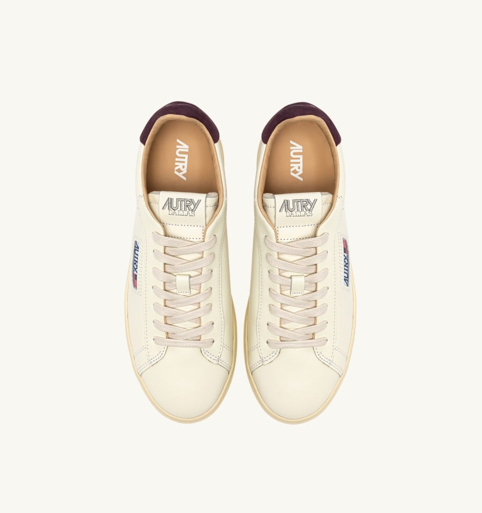 DALLAS LOW IN MARSHMALLOW AND FIG LEATHER