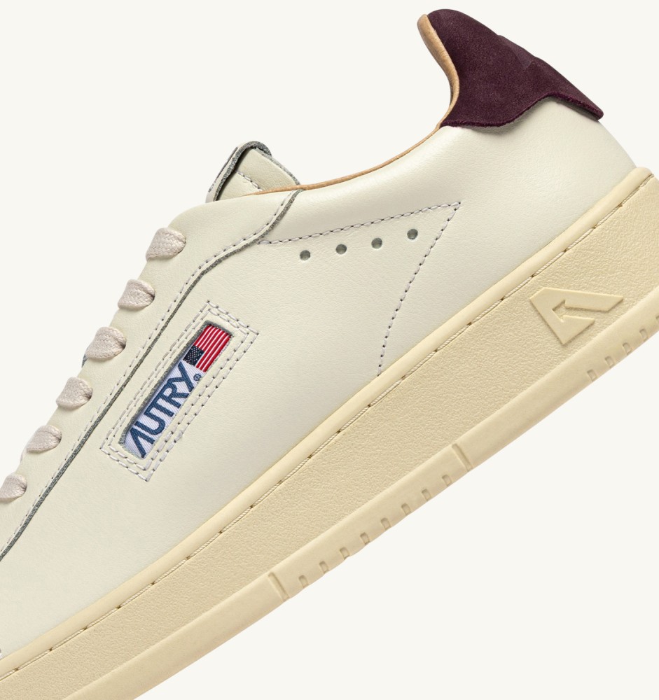 DALLAS LOW IN MARSHMALLOW AND FIG LEATHER
