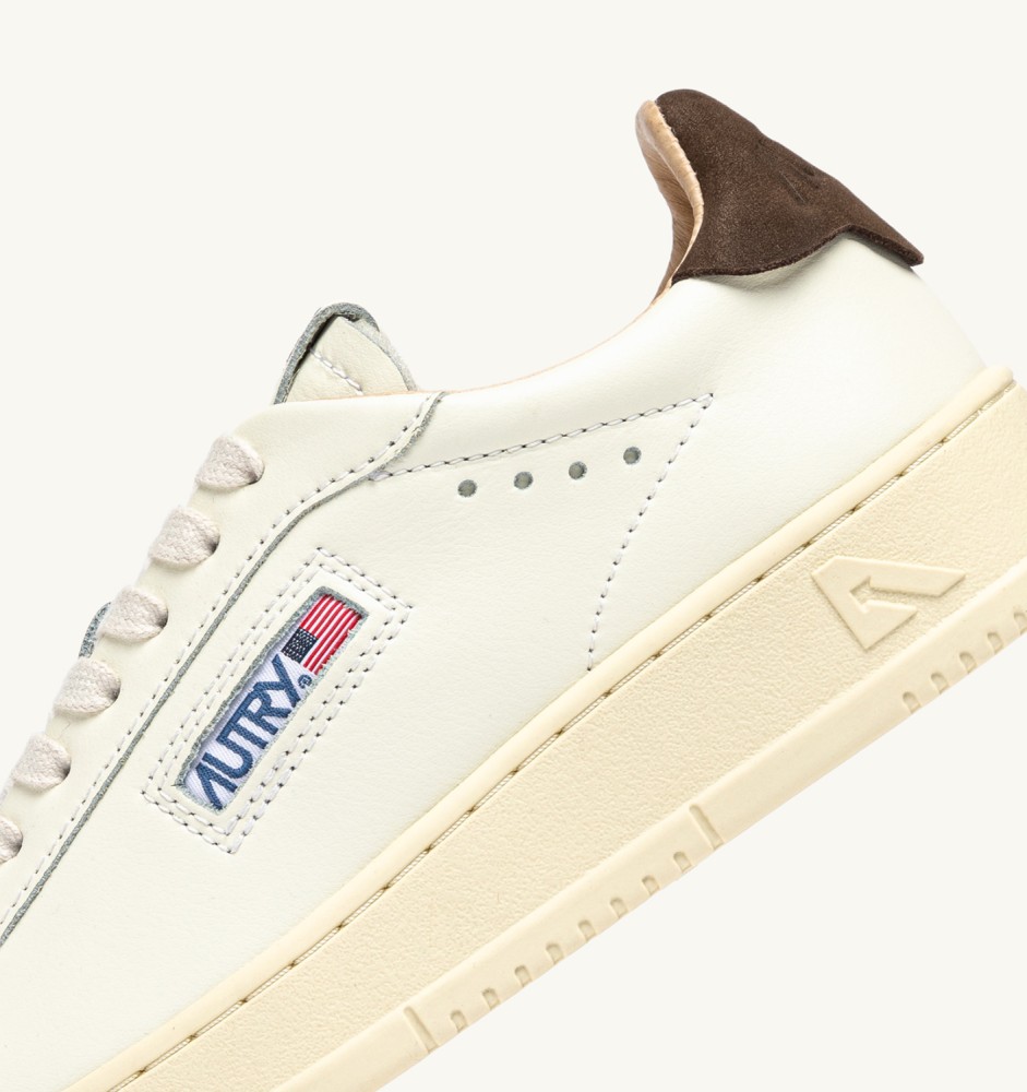 DALLAS LOW IN TEAK AND MARSHMALLOW LEATHER