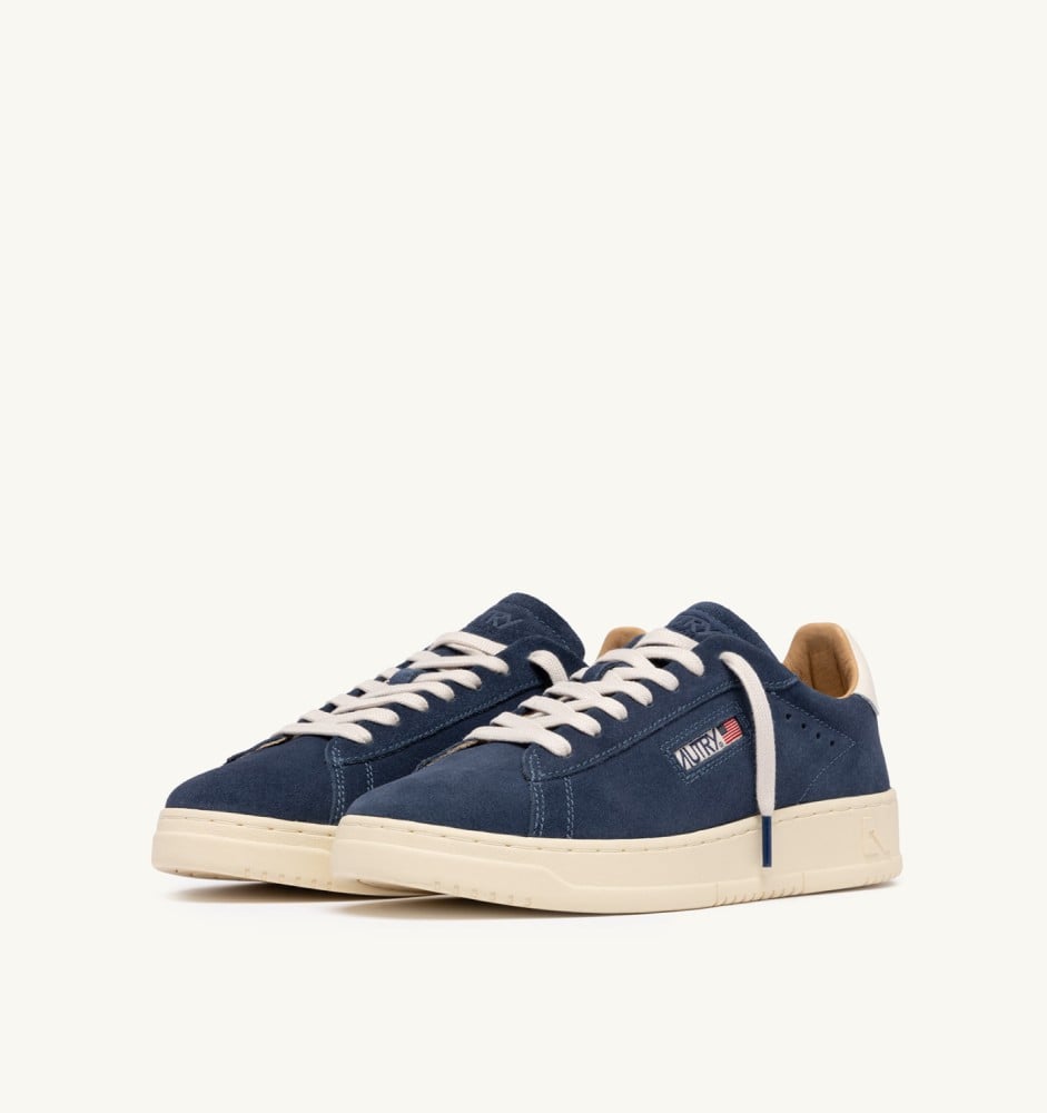 DALLAS LOW IN BLUETTE SUEDE