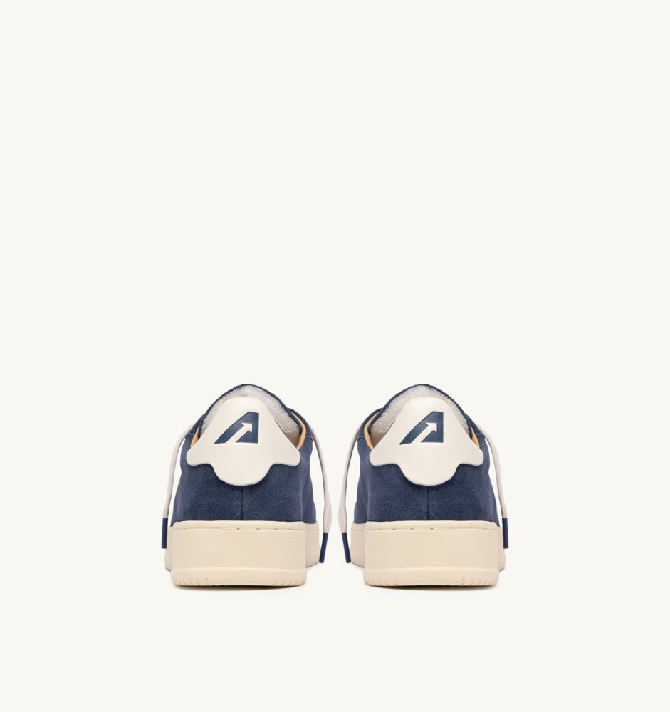DALLAS LOW IN BLUETTE SUEDE