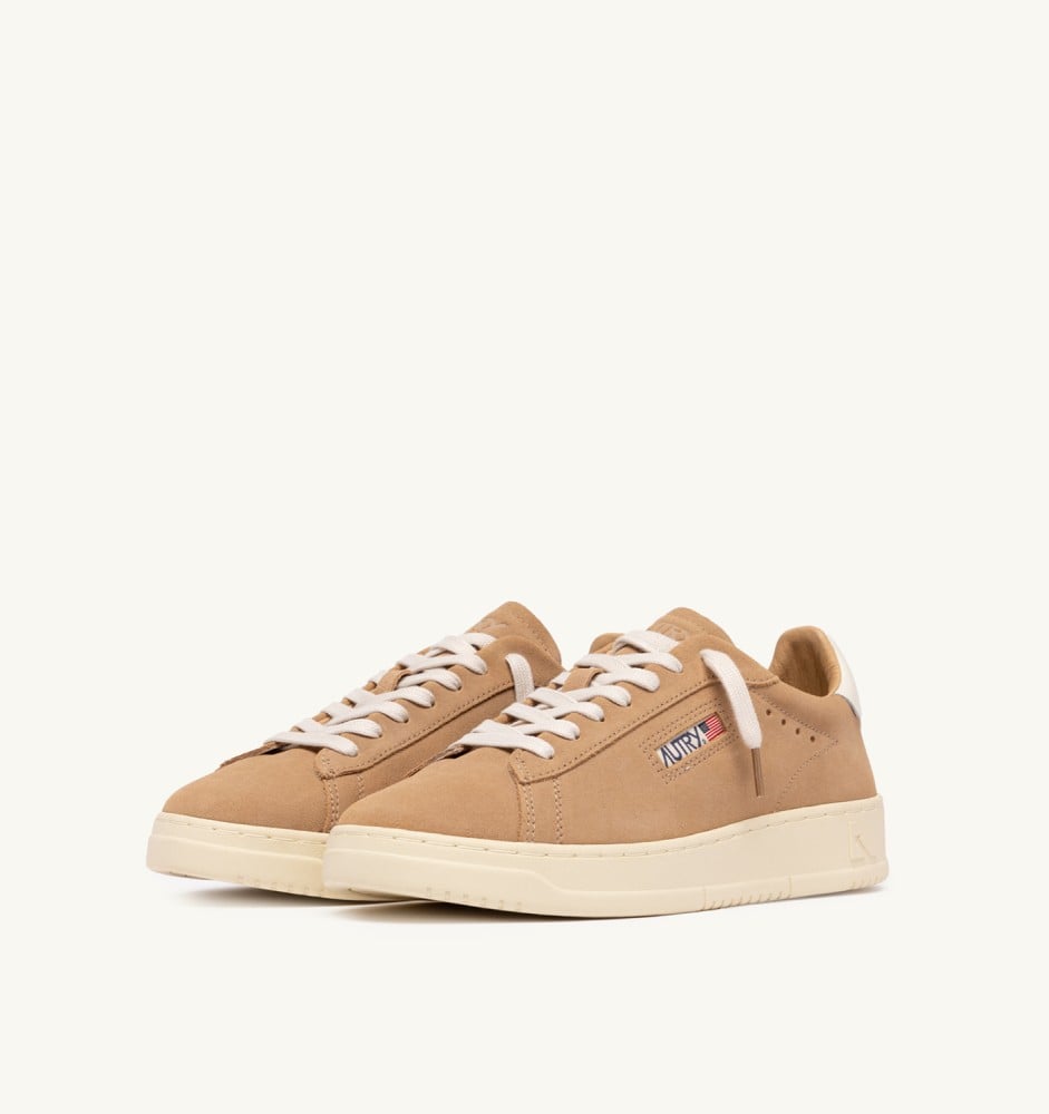 DALLAS LOW IN PEANUT SUEDE