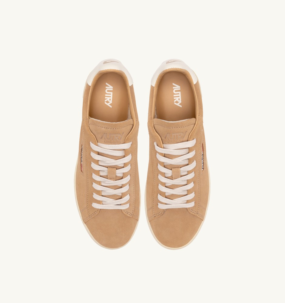 DALLAS LOW IN PEANUT SUEDE