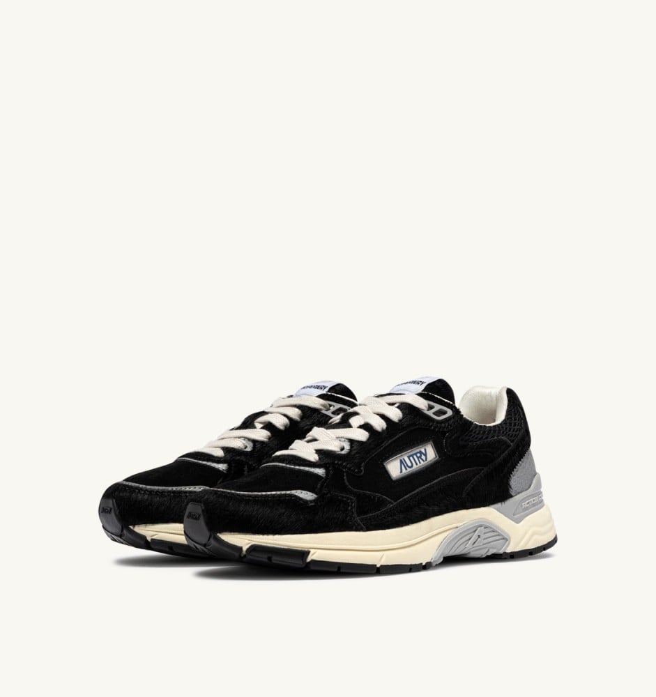 HYPERWAY IN BLACK PONY HAIR EFFECT AND SUEDE