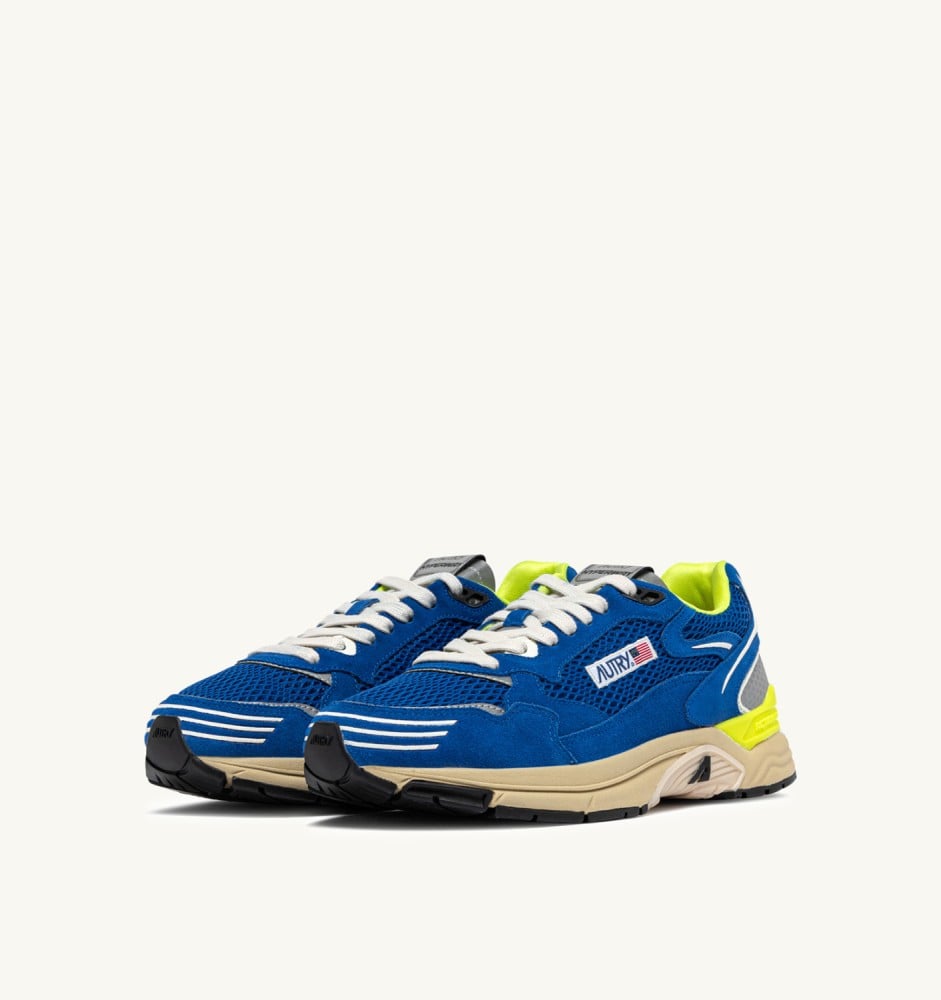 HYPERWAY IN PRINCESS BLUE AND VANILLA ICE MESH AND SUEDE