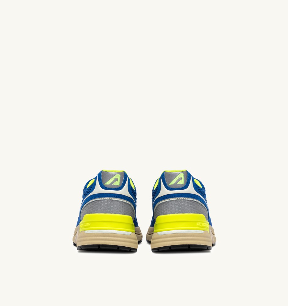 HYPERWAY IN PRINCESS BLUE AND VANILLA ICE MESH AND SUEDE