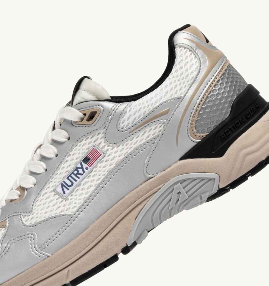 HYPERWAY IN SILVER, WHITE AND IRISH CREAM SYNTHETIC LEATHER AND MESH