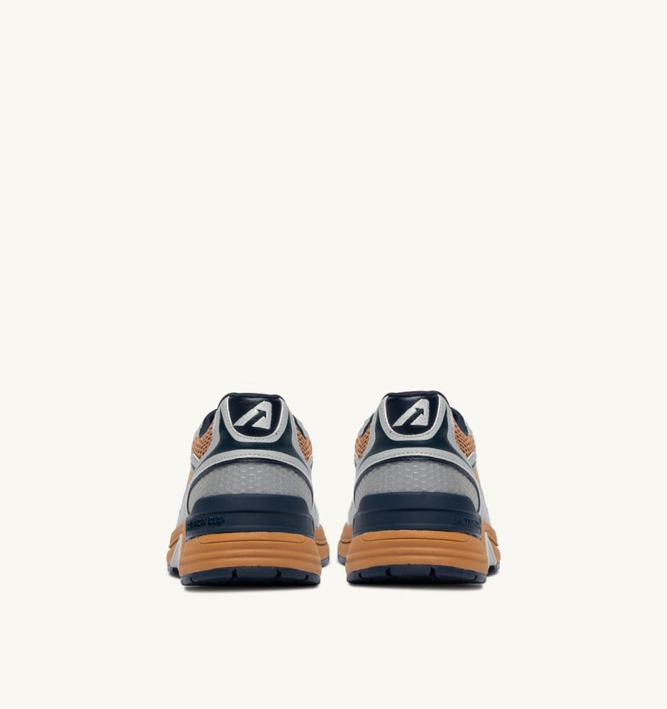 HYPERWAY IN SILVER BISCUIT AND SPACE SYNTHETIC LEATHER AND MESH