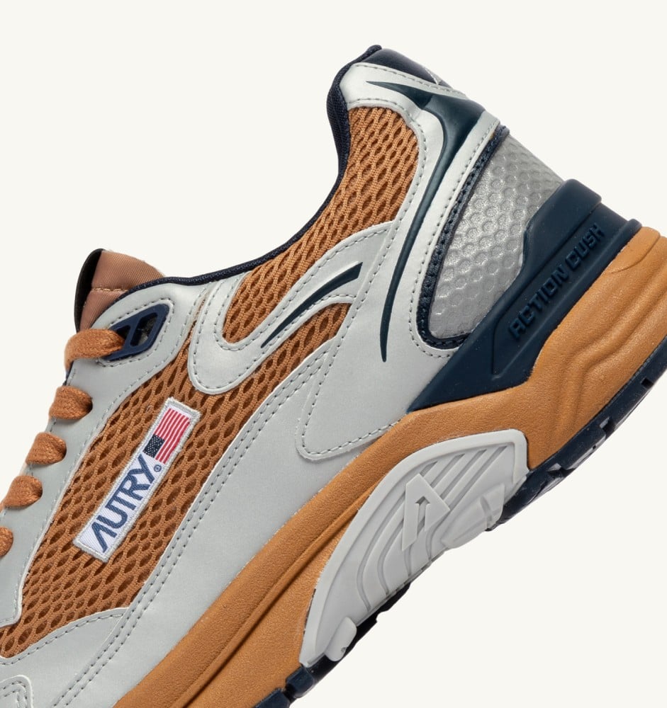 HYPERWAY IN SILVER BISCUIT AND SPACE SYNTHETIC LEATHER AND MESH