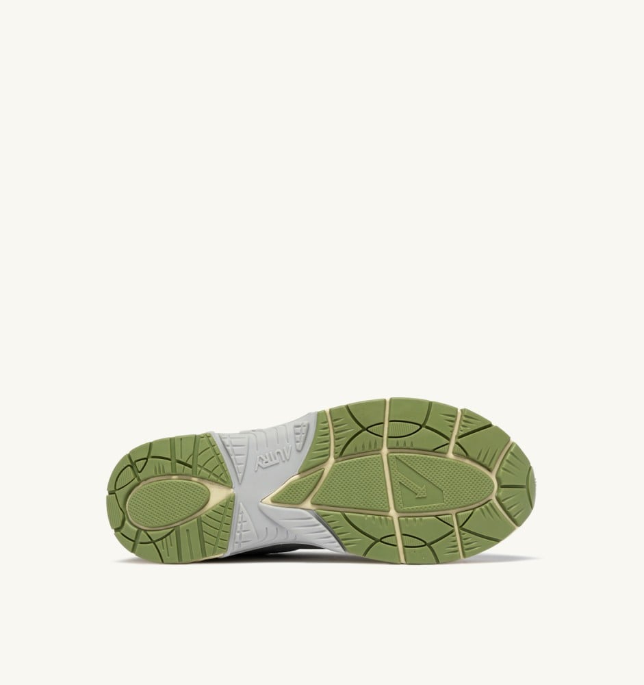 HYPERWAY IN SILVER SEA GRASS AND CYPRESS SYNTHETIC LEATHER AND MESH
