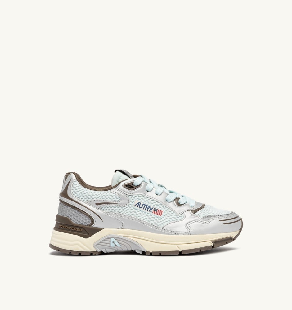 HYPERWAY IN SILVER, SPA BLUE AND CHOCOLATE CHIP SYNTHETIC LEATHER AND MESH