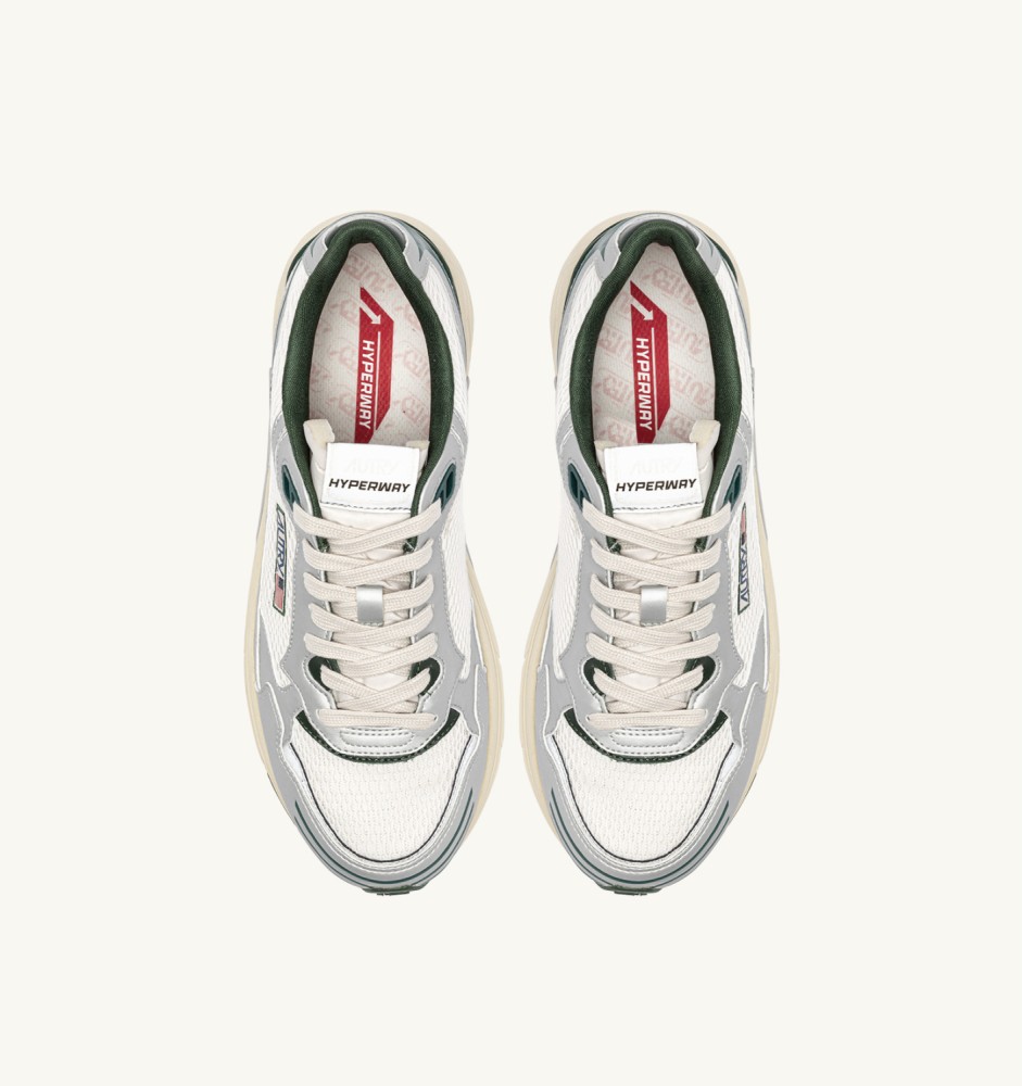HYPERWAY IN SILVER, WHISPER WHITE AND MOUNTAIN SYNTHETIC LEATHER AND MESH