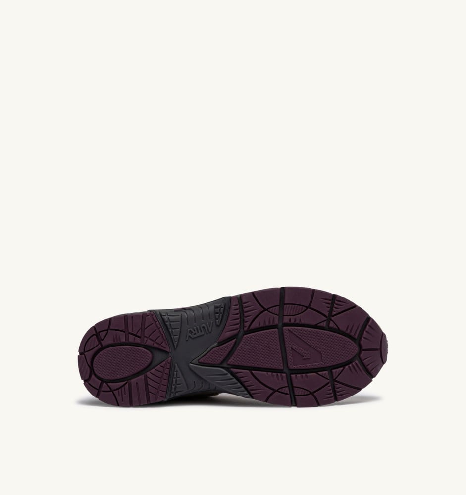 HYPERWAY IN BISCUIT AND AFTERGLOW SUEDE AND MESH