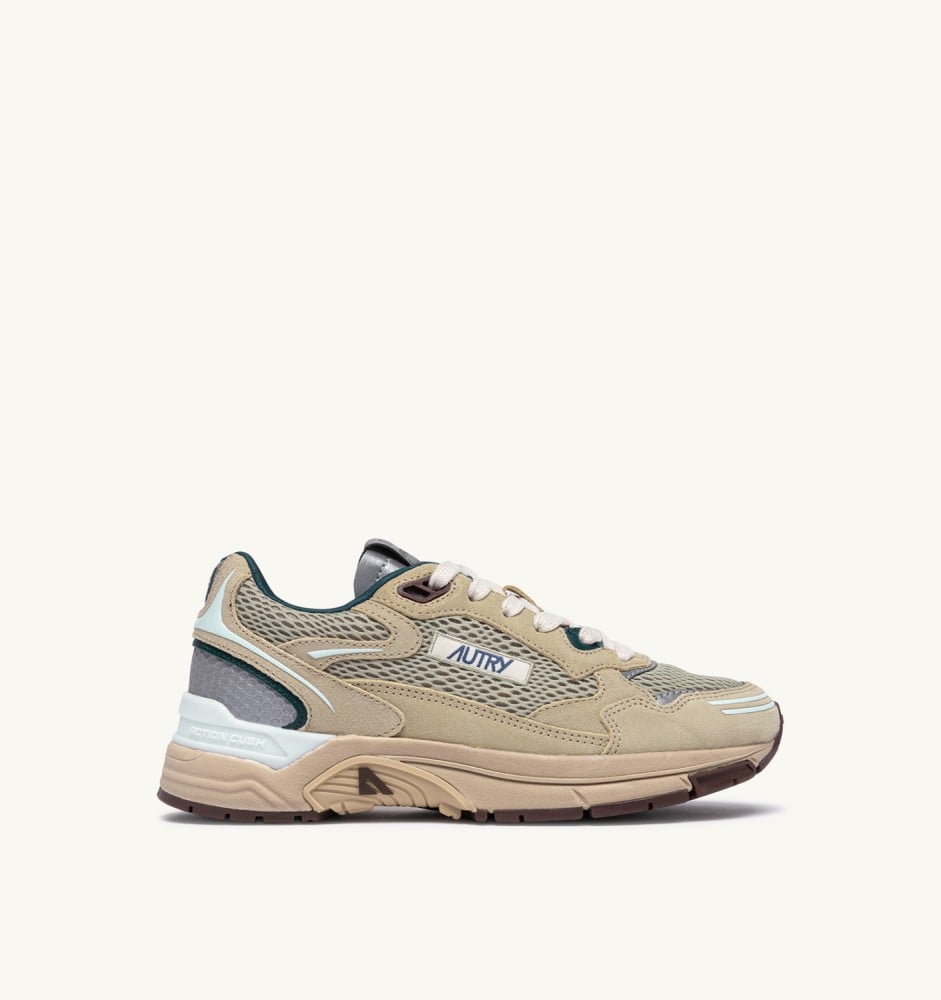 HYPERWAY IN ECRU AND SPA BLUE SUEDE AND MESH