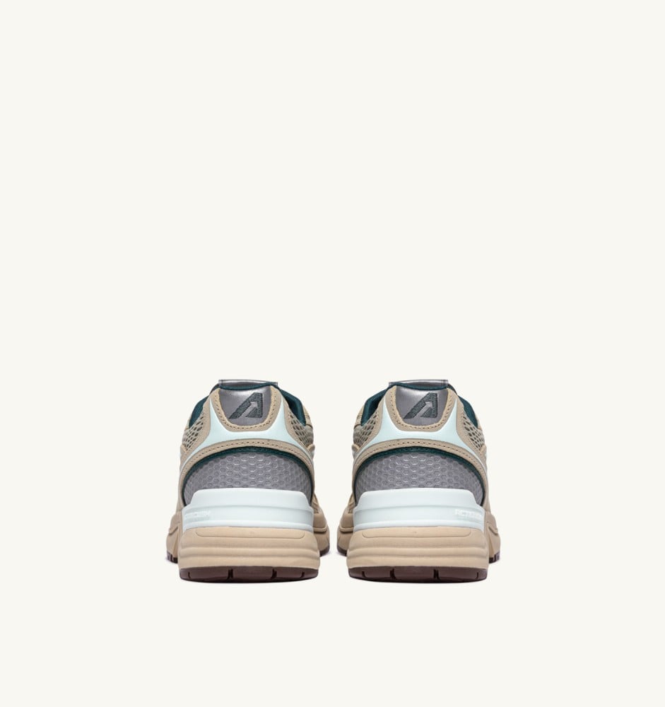 HYPERWAY IN ECRU AND SPA BLUE SUEDE AND MESH