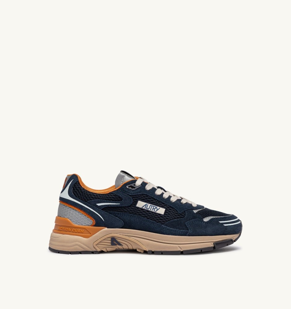 HYPERWAY IN MIDNIGHT AND TOMATO CREAM SUEDE AND MESH