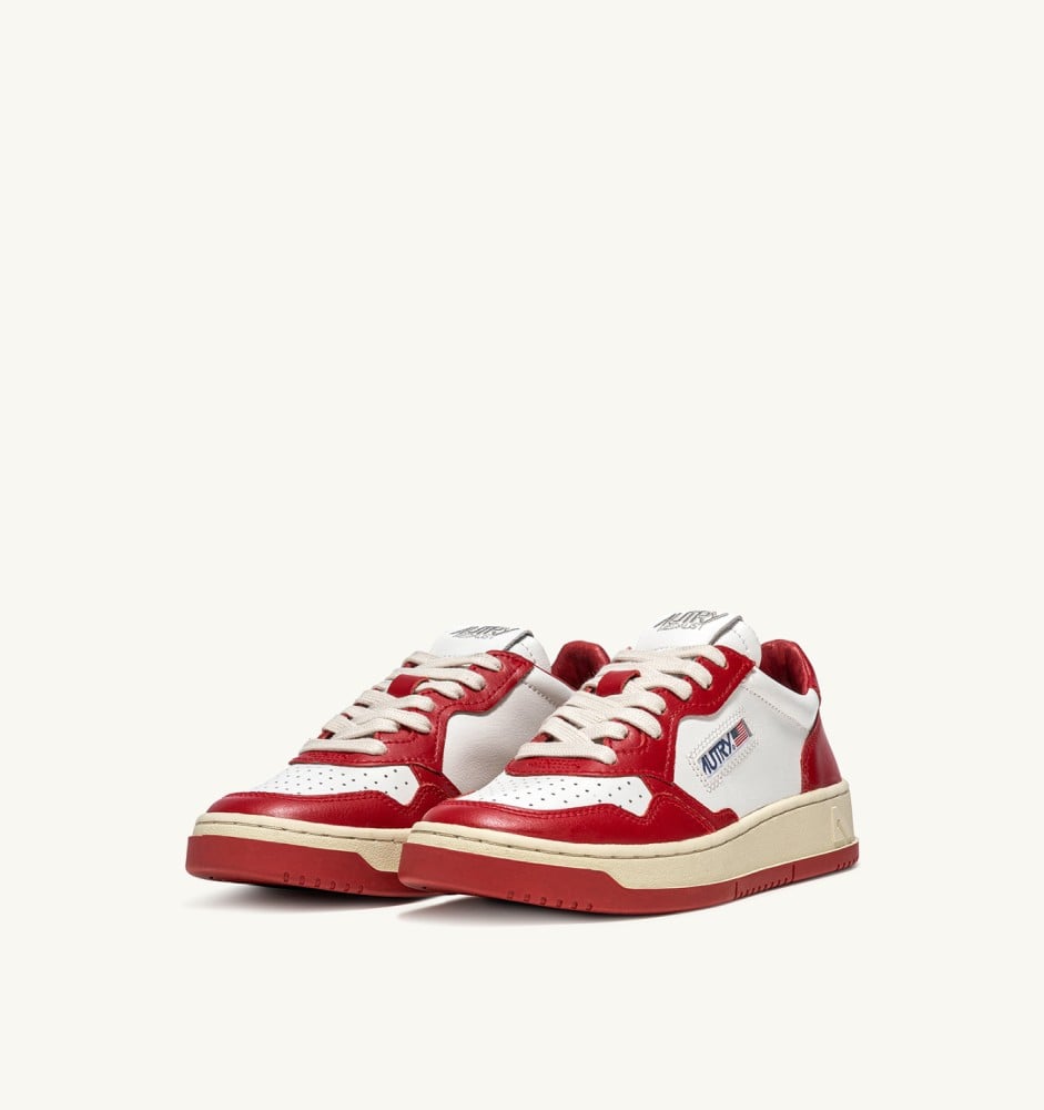 MEDALIST LOW BICOLOR IN WHITE AND RED LEATHER