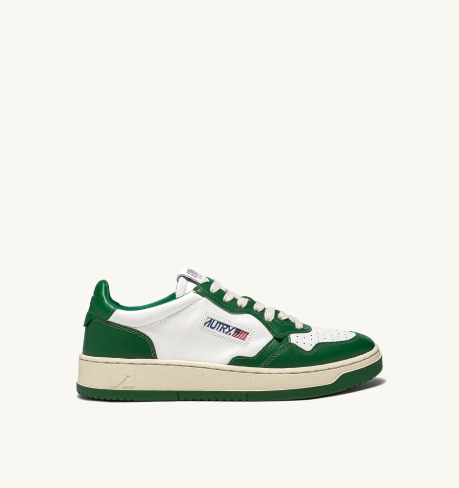 MEDALIST LOW BICOLOR IN WHITE AND GREEN LEATHER