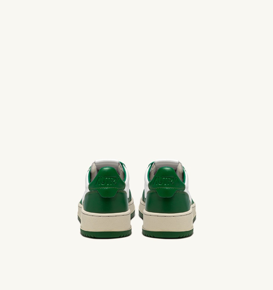MEDALIST LOW BICOLOR IN WHITE AND GREEN LEATHER